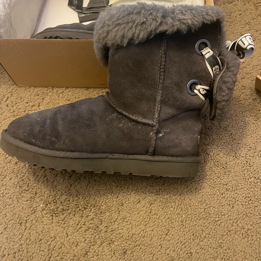 UGG Short Shearling Ankle Boot in Charcoal Gray